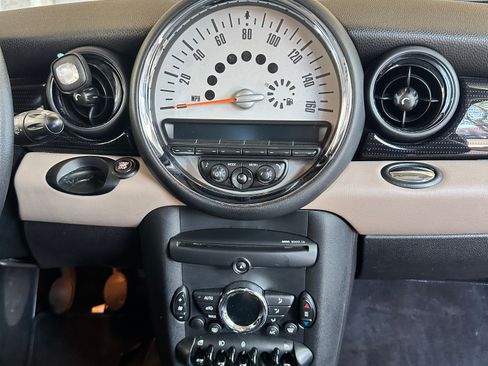 Used 2013 MINI Cooper Hardtop FWD image 9