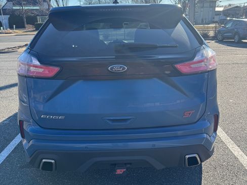Used 2020 Ford Edge ST w/ Equipment Group 401A image 6