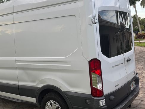 Used 2015 Ford Transit 250 148 High Roof w/ Exterior Upgrade Package RWD image 15
