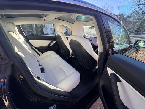Used 2019 Tesla Model 3 Long Range image 5