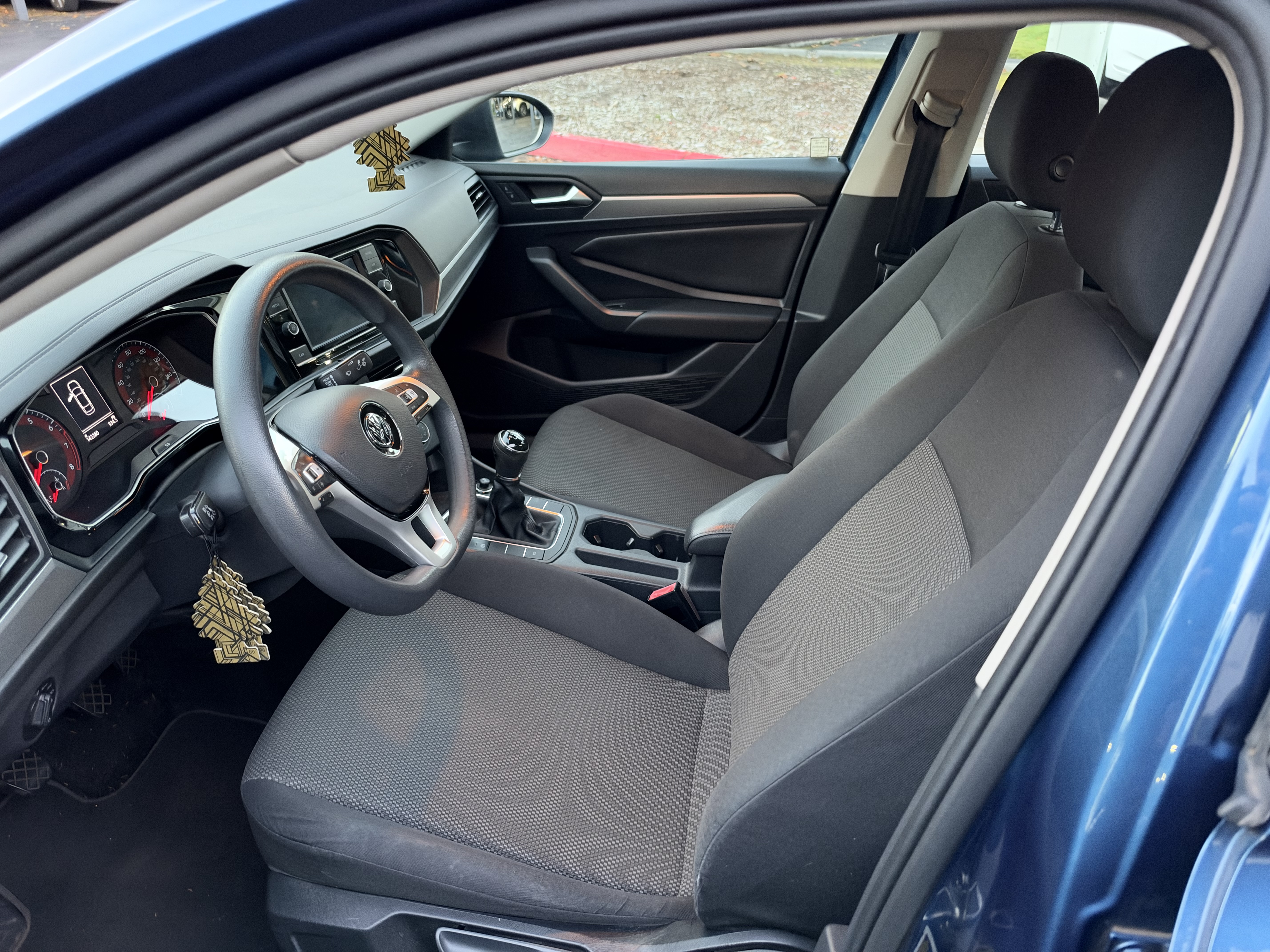 Used 2019 Volkswagen Jetta S w/ Driver Assistance Package FWD image 9