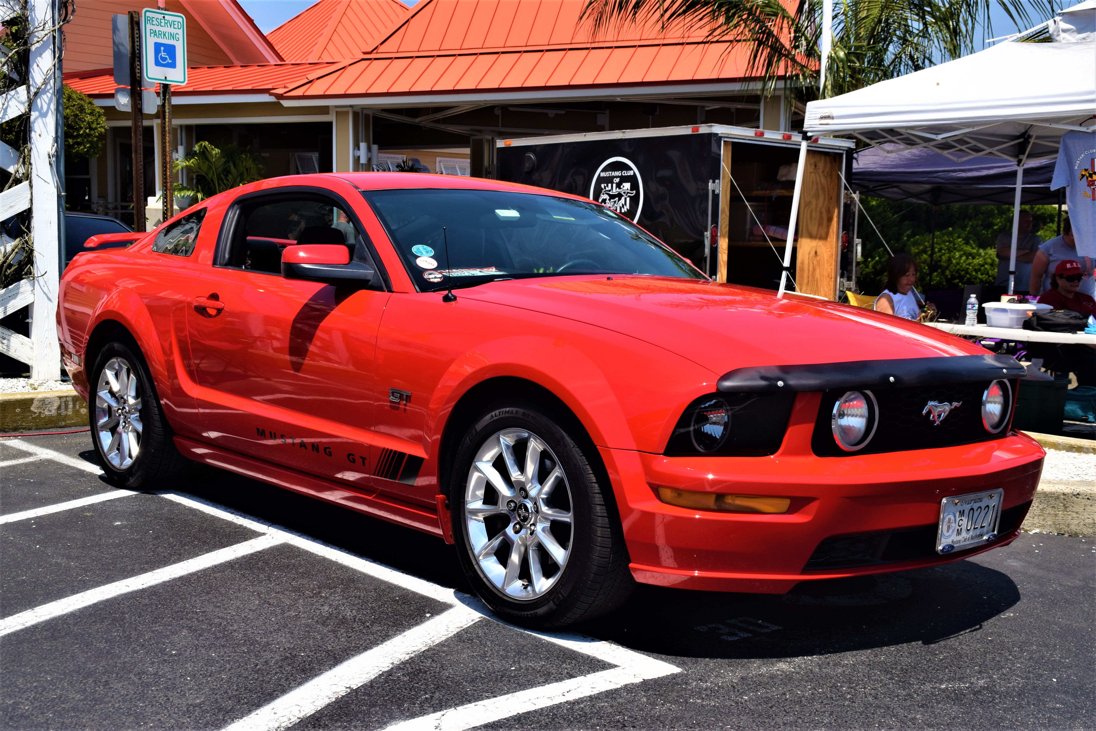 Used 2006 Ford Mustang GT Premium RWD image 2
