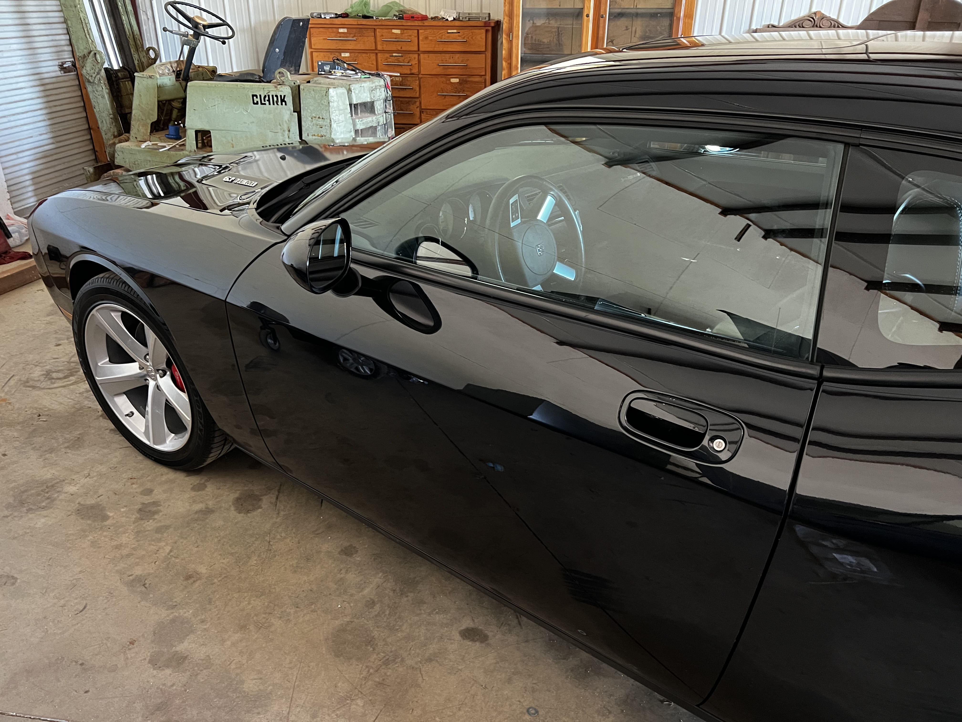 Used 2009 Dodge Challenger SRT8 w/ SRT Option Group II RWD image 11