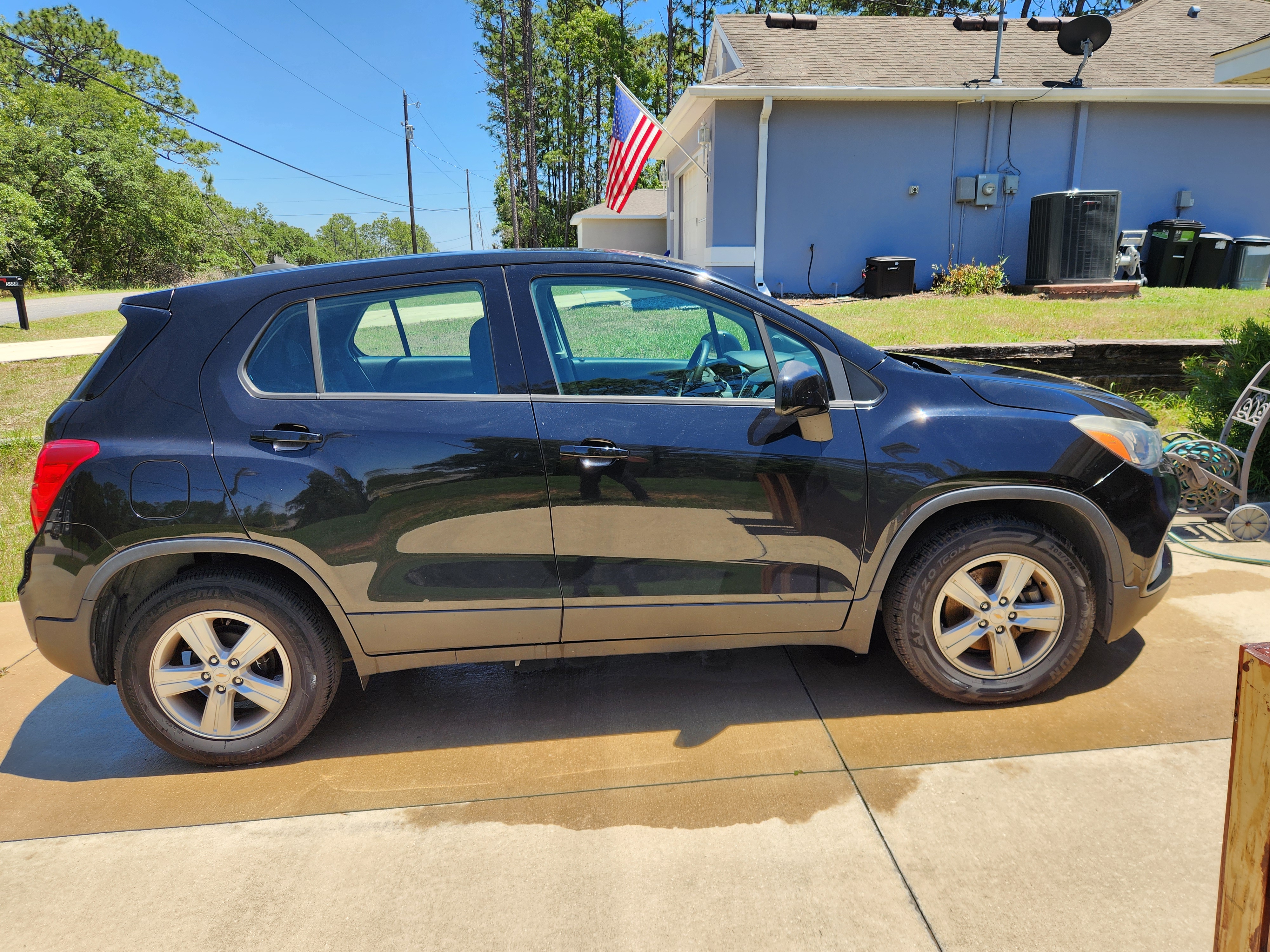 Used 2020 Chevrolet Trax LS FWD image 6