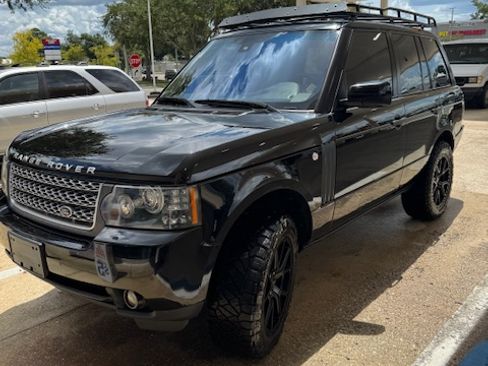 Used 2010 Land Rover Range Rover HSE LUX image 14