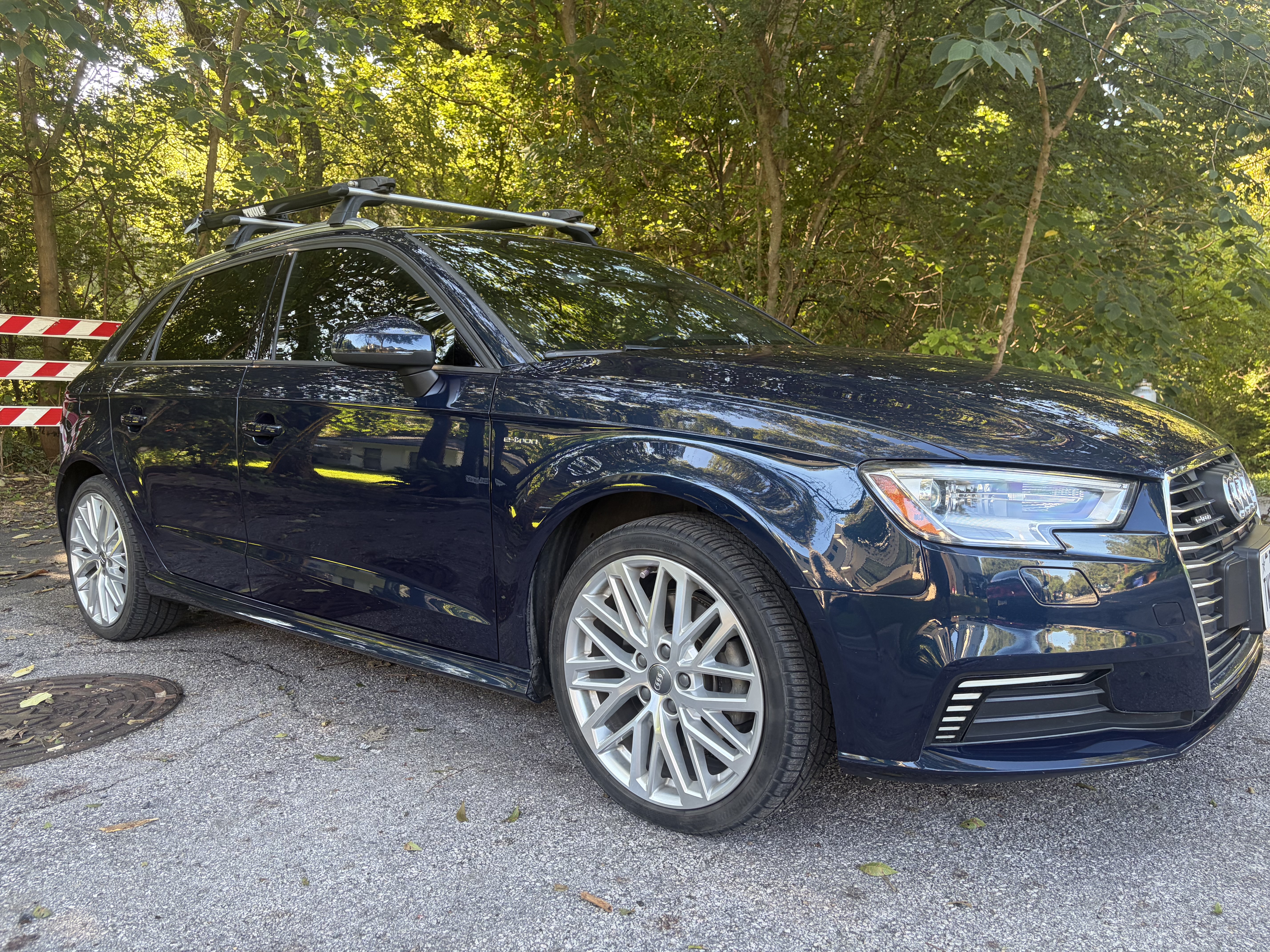 Used 2018 Audi A3 e-tron Premium w/ Sport Package FWD image 1