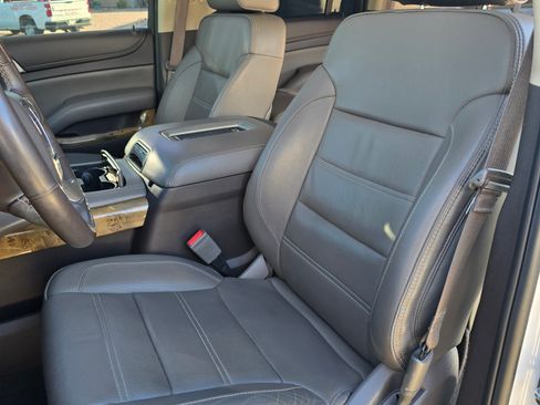 Used 2016 GMC Yukon XL Denali w/ Open Road Package image 21