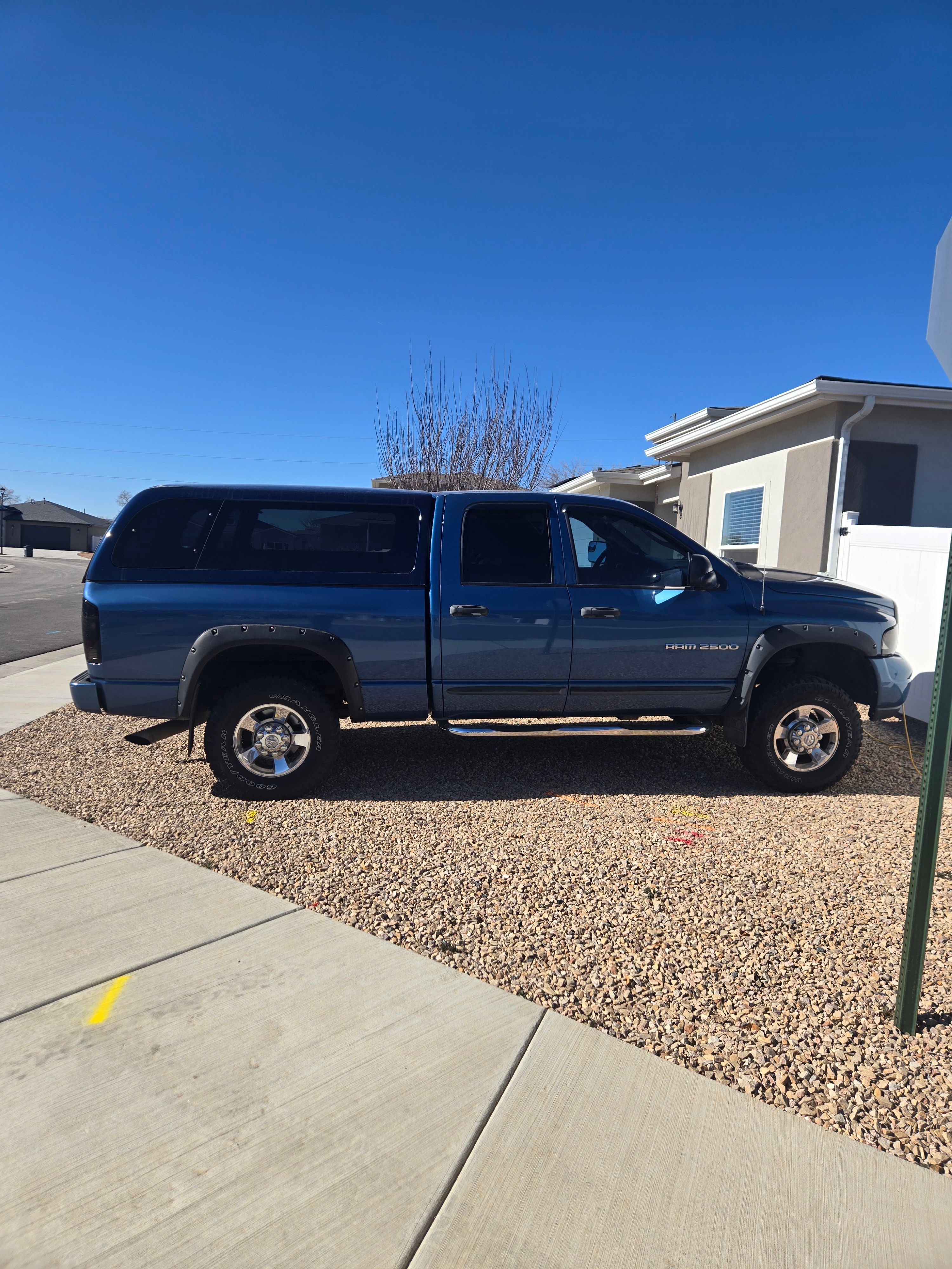 Used 2005 Dodge Ram 2500 Truck SLT AWD/4WD image 6