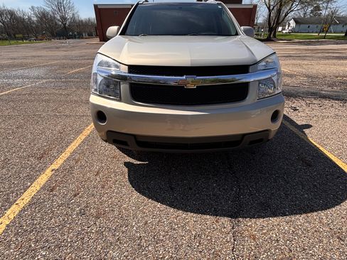 Used 2009 Chevrolet Equinox LT AWD/4WD image 16