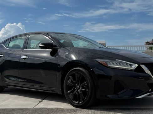 Used 2021 Nissan Maxima 3.5 SV w/ Floor Mat Group FWD image 6