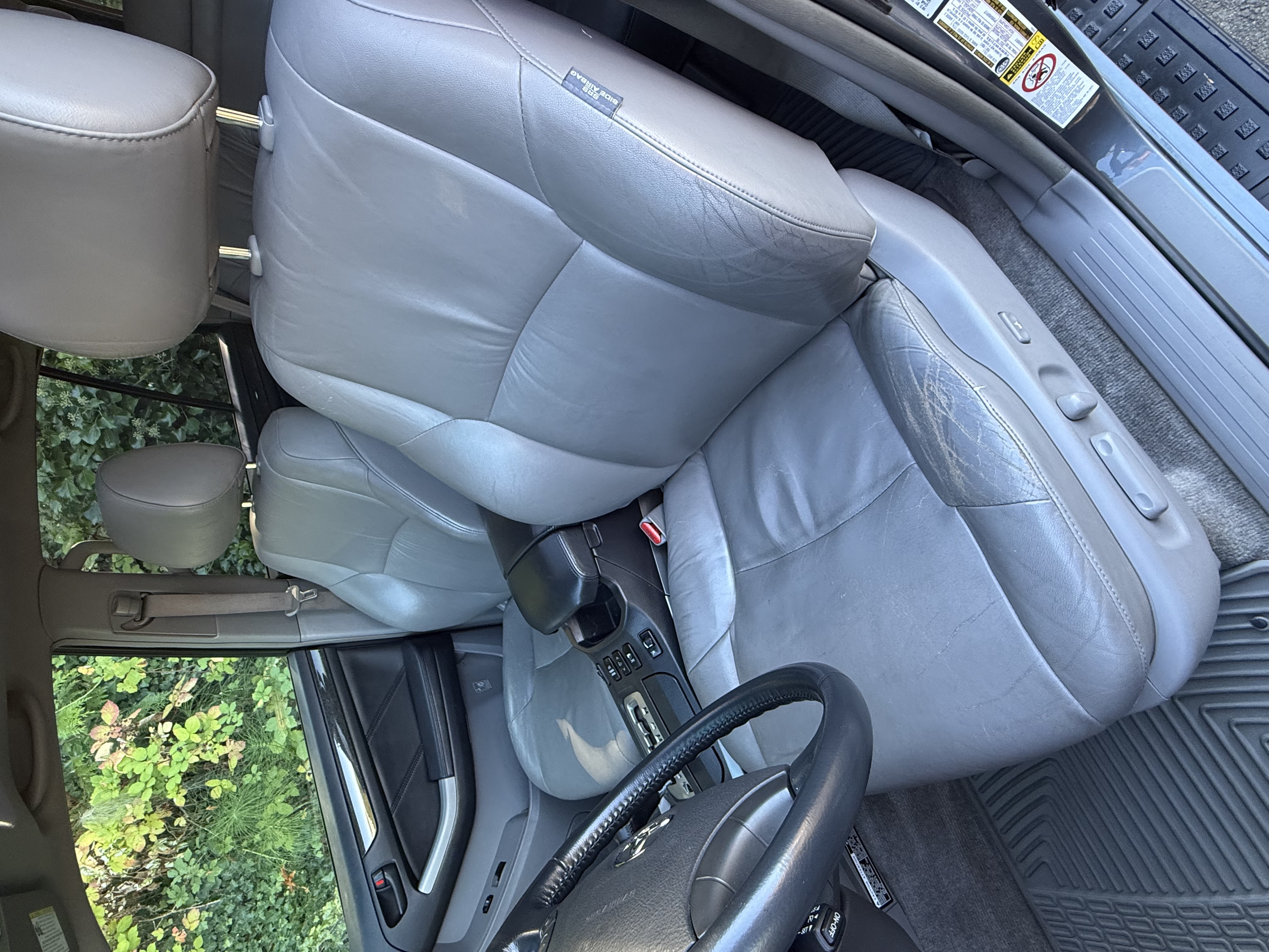 Used 2005 Toyota 4Runner Limited w/ Preferred Accessory Pkg AWD/4WD image 10