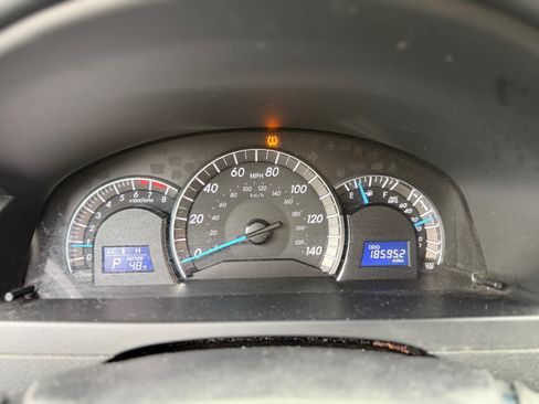 Used 2014 Toyota Camry SE image 13