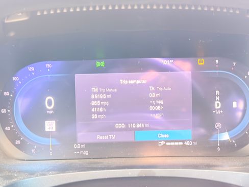 Used 2023 Volvo S90 B6 Plus image 2