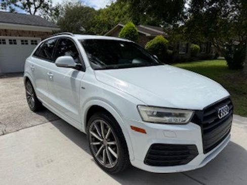 Used 2017 Audi Q3 2.0T Prestige w/ Prestige Package AWD/4WD image 14