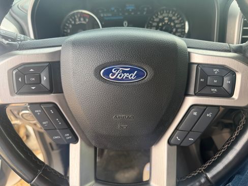 Used 2019 Ford F150 Platinum w/ Technology Package AWD/4WD image 12