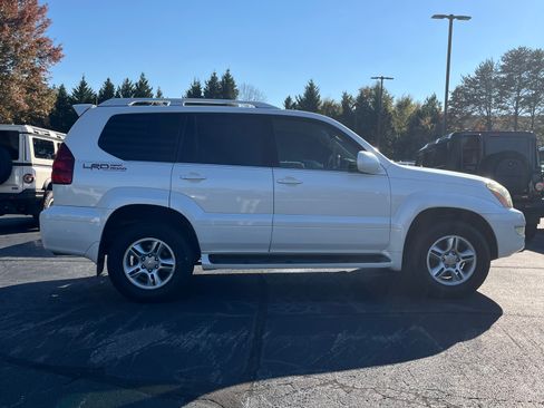 Used 2005 Lexus GX 470 image 9