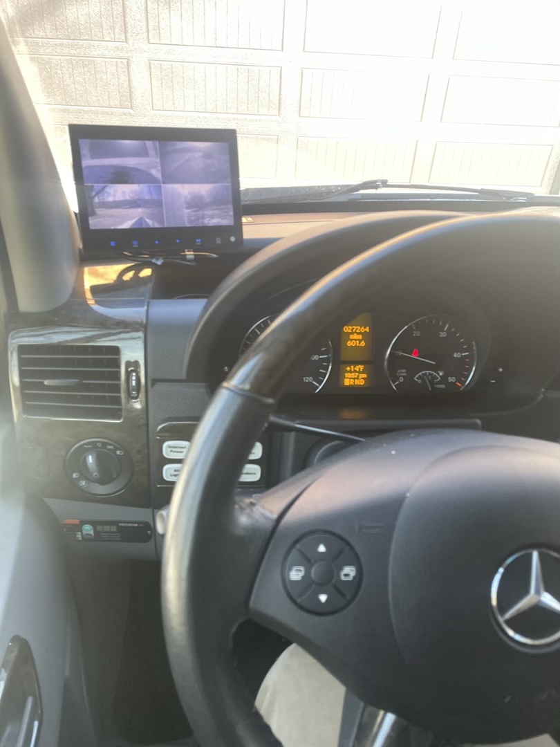 Used 2017 Mercedes-Benz Sprinter 2500 image 21