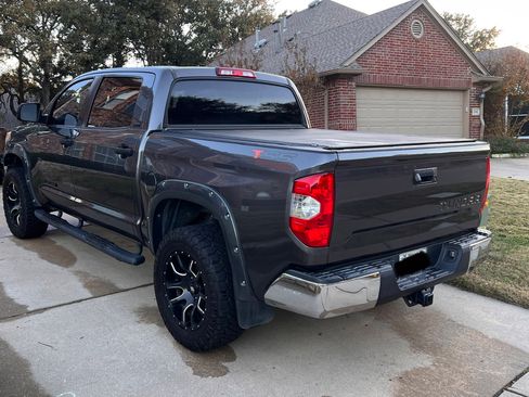 Used 2019 Toyota Tundra SR5 w/ SR5 Upgrade Package RWD image 2