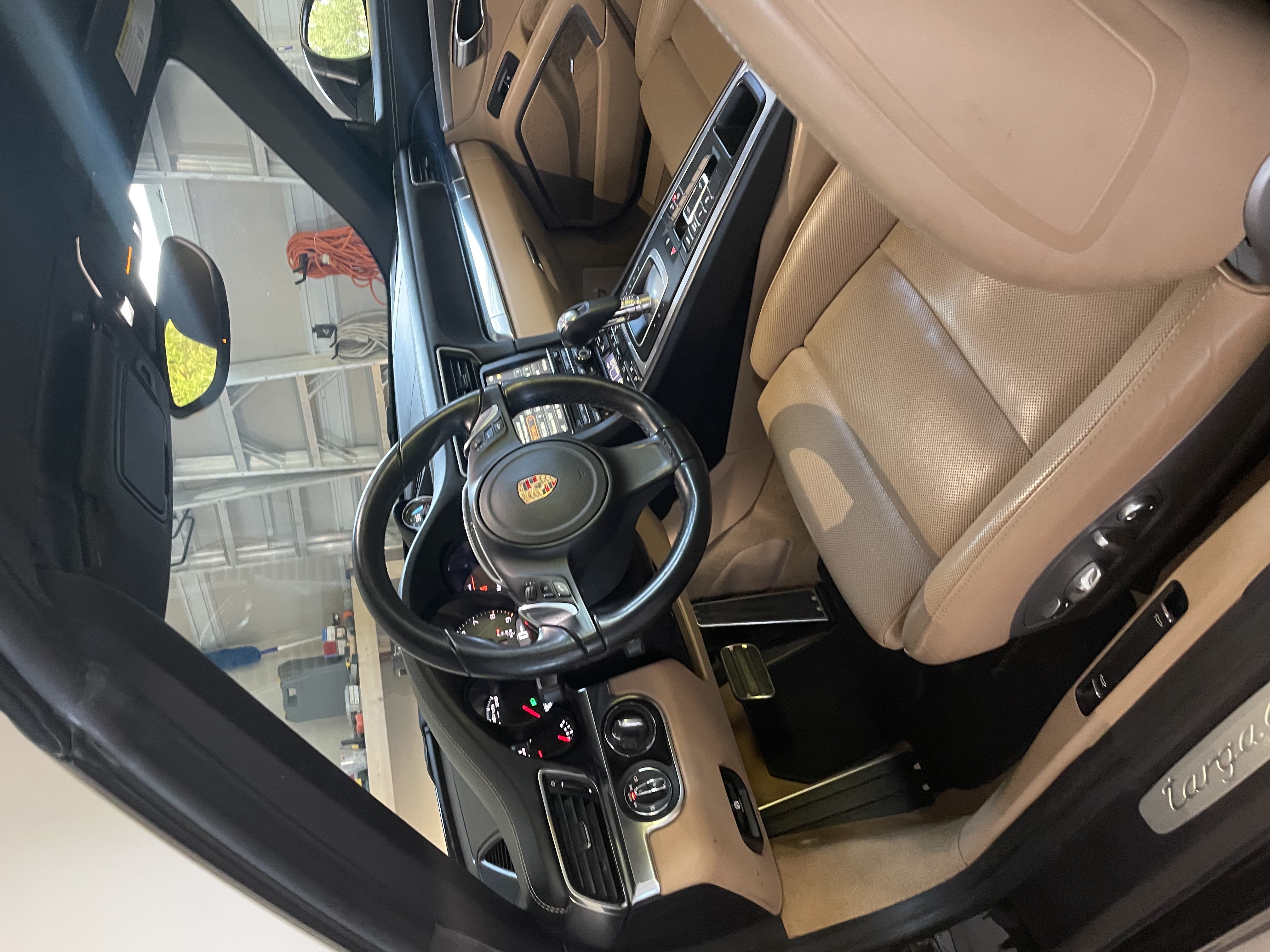 Used 2015 Porsche 911 Targa 4S AWD/4WD image 16