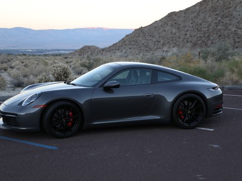 Used 2020 Porsche 911 Carrera S image 2