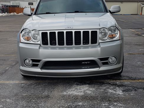 Used 2007 Jeep Grand Cherokee SRT8 w/ SRT Option Group I image 5