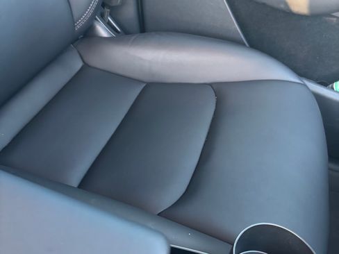 Used 2023 Tesla Model Y Performance image 15