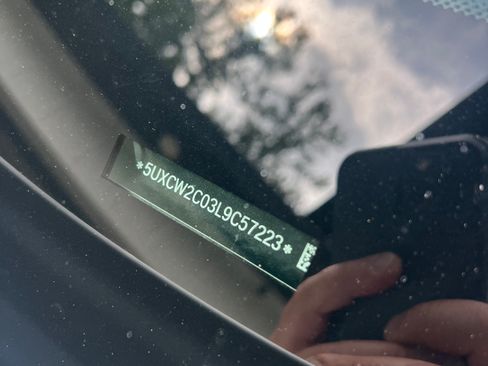 Used 2022 Ford F150 Lariat image 8