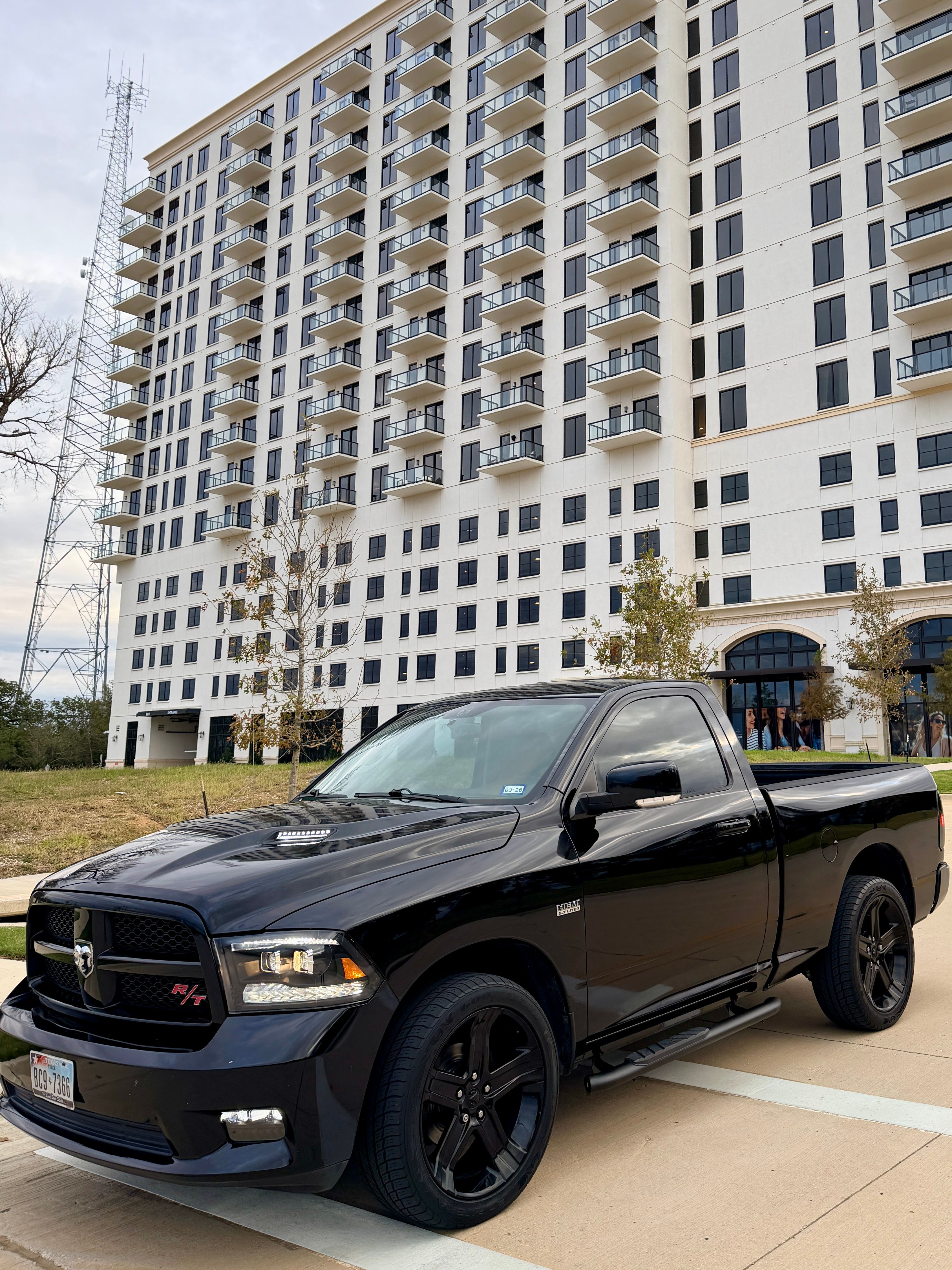 Used 2012 RAM 1500 Sport w/ Remote Start & Security Group RWD image 4
