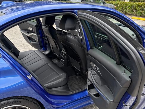 Used 2023 BMW M340i RWD image 17