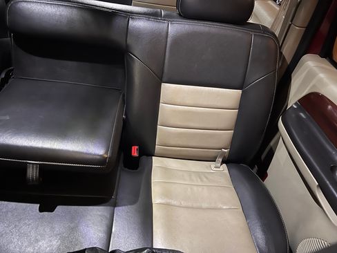 Used 2005 Ford Excursion Eddie Bauer image 21