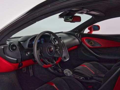 Used 2017 McLaren 570S Coupe RWD image 21