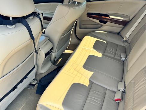 Used 2012 Honda Accord EX-L image 8
