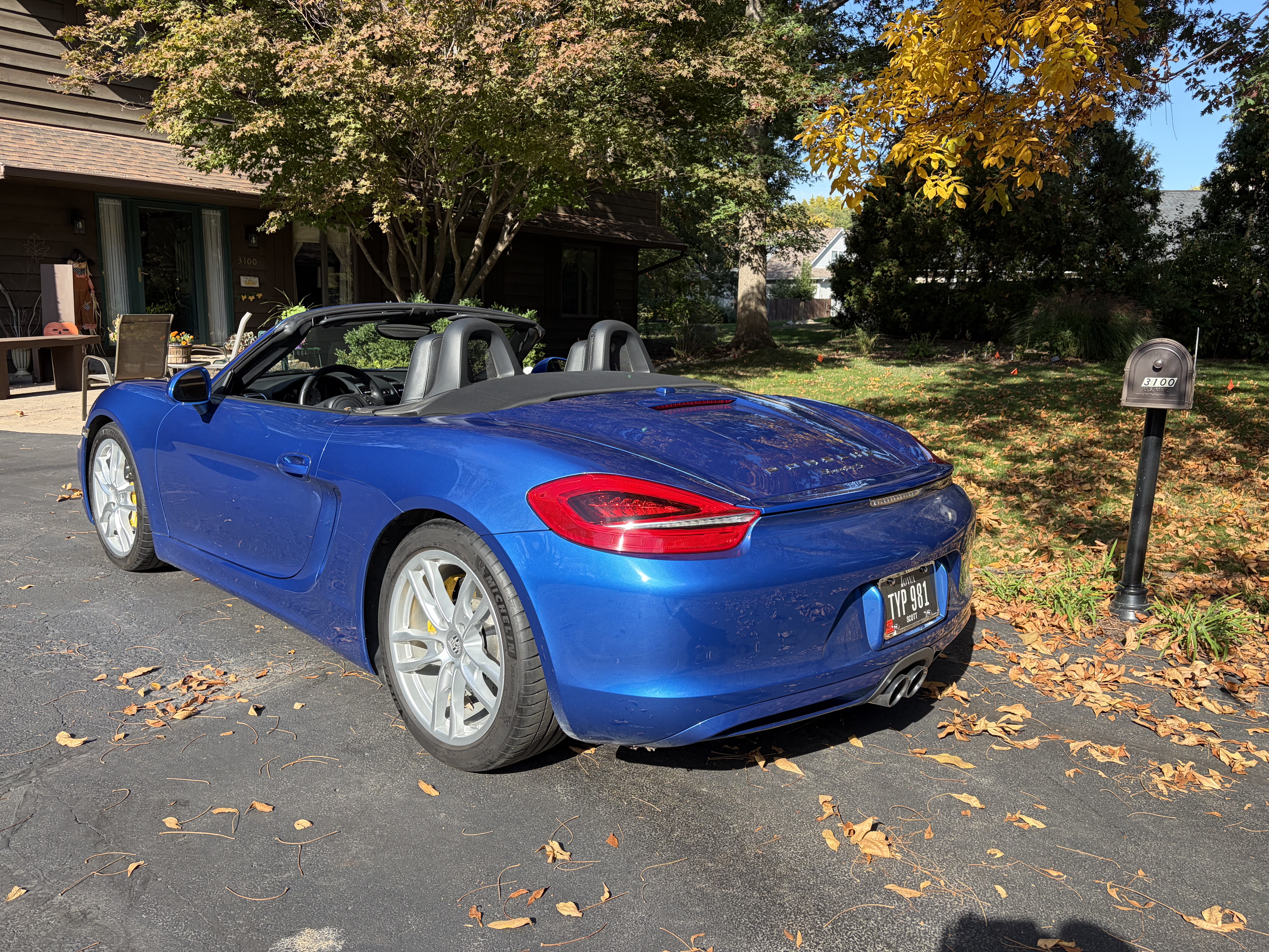 Used 2014 Porsche Boxster S RWD image 16