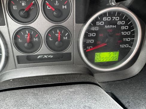 Used 2004 Ford F150 FX4 image 11