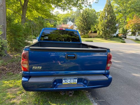 Used 2003 Chevrolet Silverado 1500 SS AWD/4WD image 2