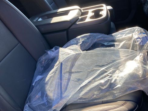 Used 2021 GMC Sierra 3500 Pickup 4D 8 ft w/ Convenience Package image 6