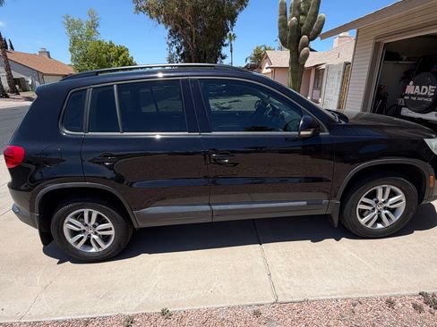 Used 2017 Volkswagen Tiguan S AWD/4WD image 1