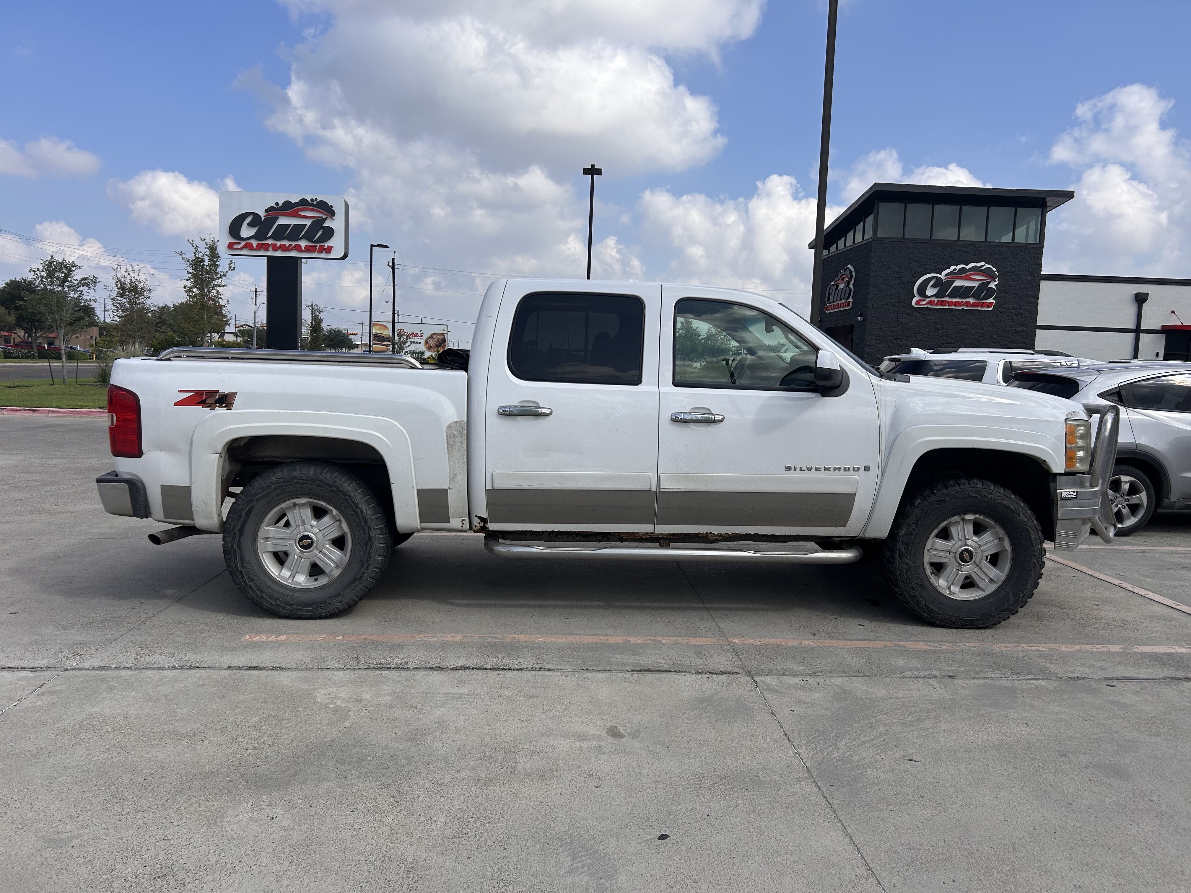 Used 2005 Chevrolet Silverado 1500 LS w/ Light Duty Power Package RWD image 9