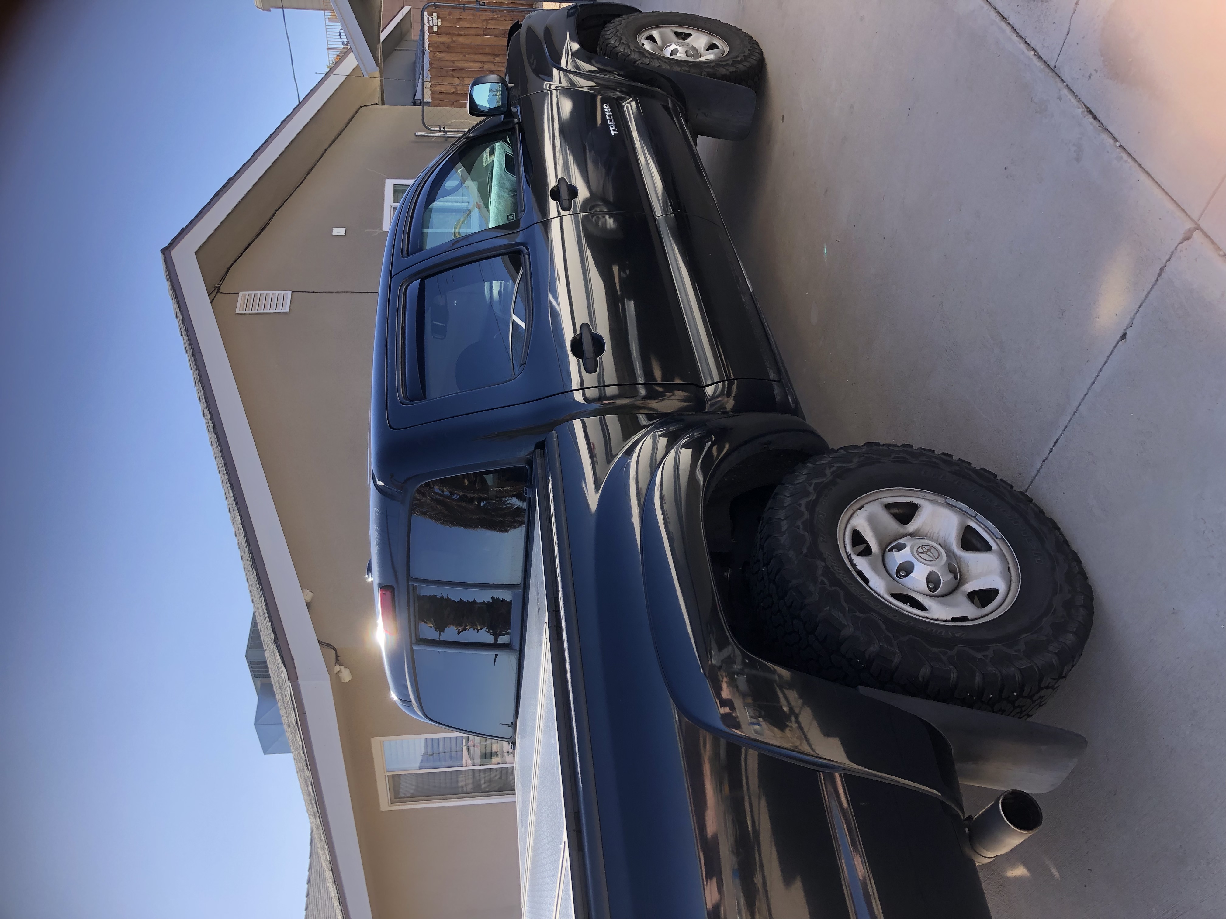 Used 2010 Toyota Tacoma PreRunner w/ SR5 Pkg #2 RWD image 10