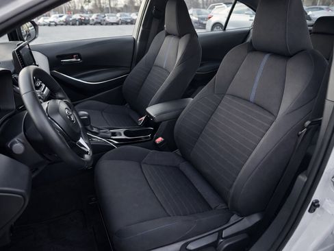 Used 2022 Toyota Corolla SE image 11