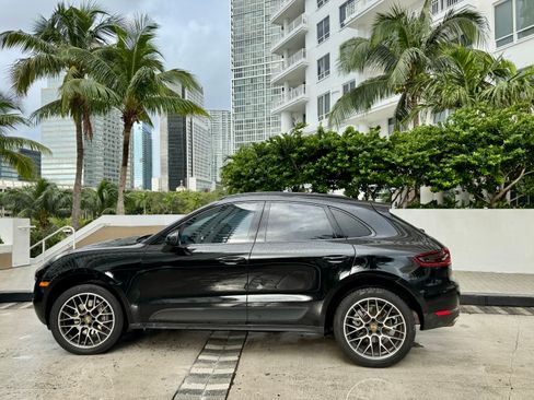 Used 2018 Porsche Macan S w/ Premium Package Plus AWD/4WD image 6