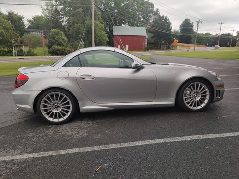 Used 2007 Mercedes-Benz SLK 55 AMG image 11