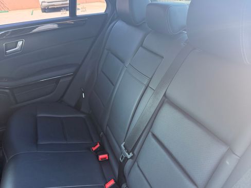 Used 2014 Mercedes-Benz E 350 Sedan image 15