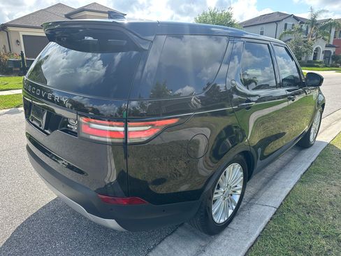 Used 2020 Land Rover Discovery HSE image 6