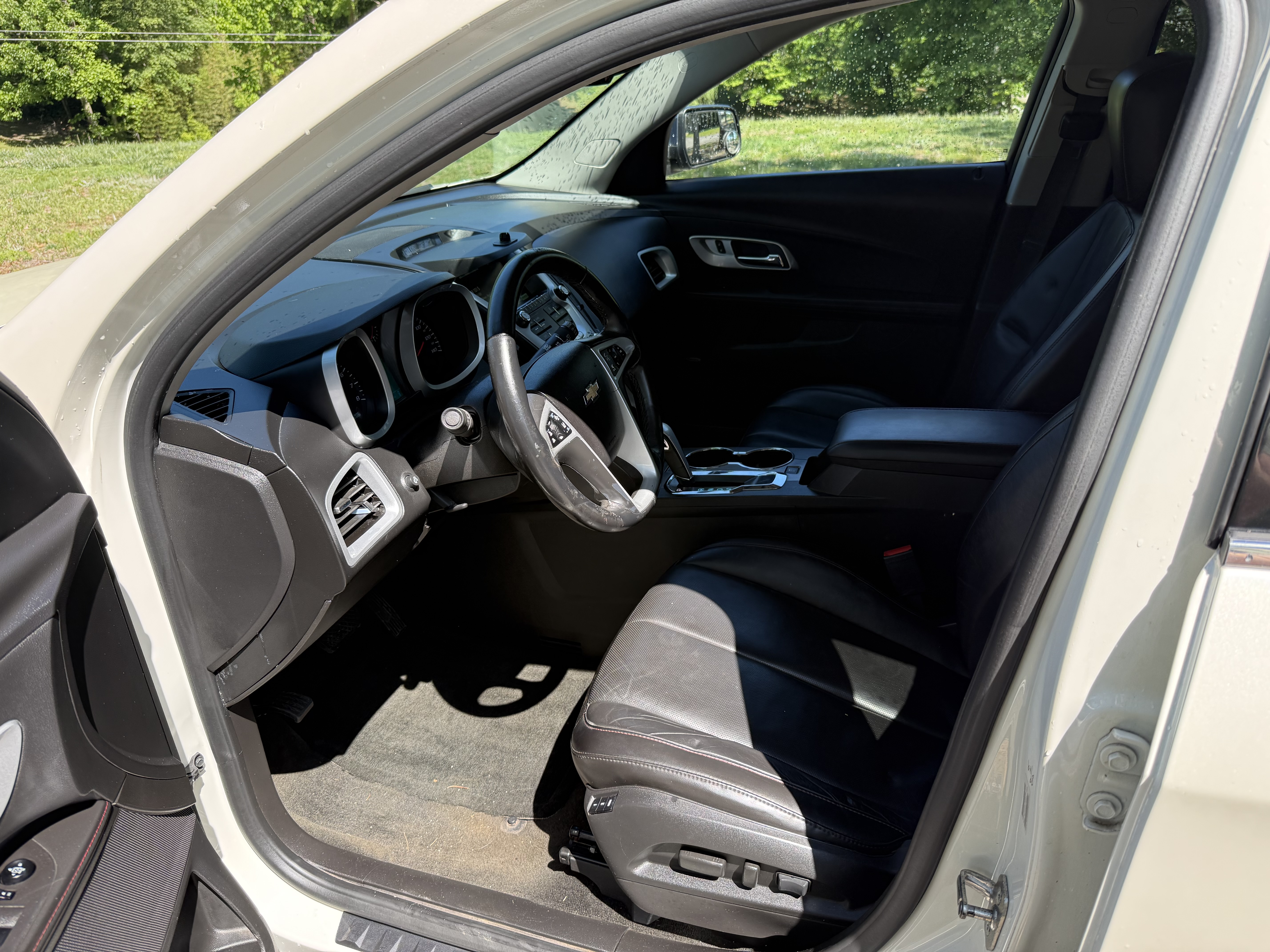 Used 2013 Chevrolet Equinox LTZ AWD/4WD image 11