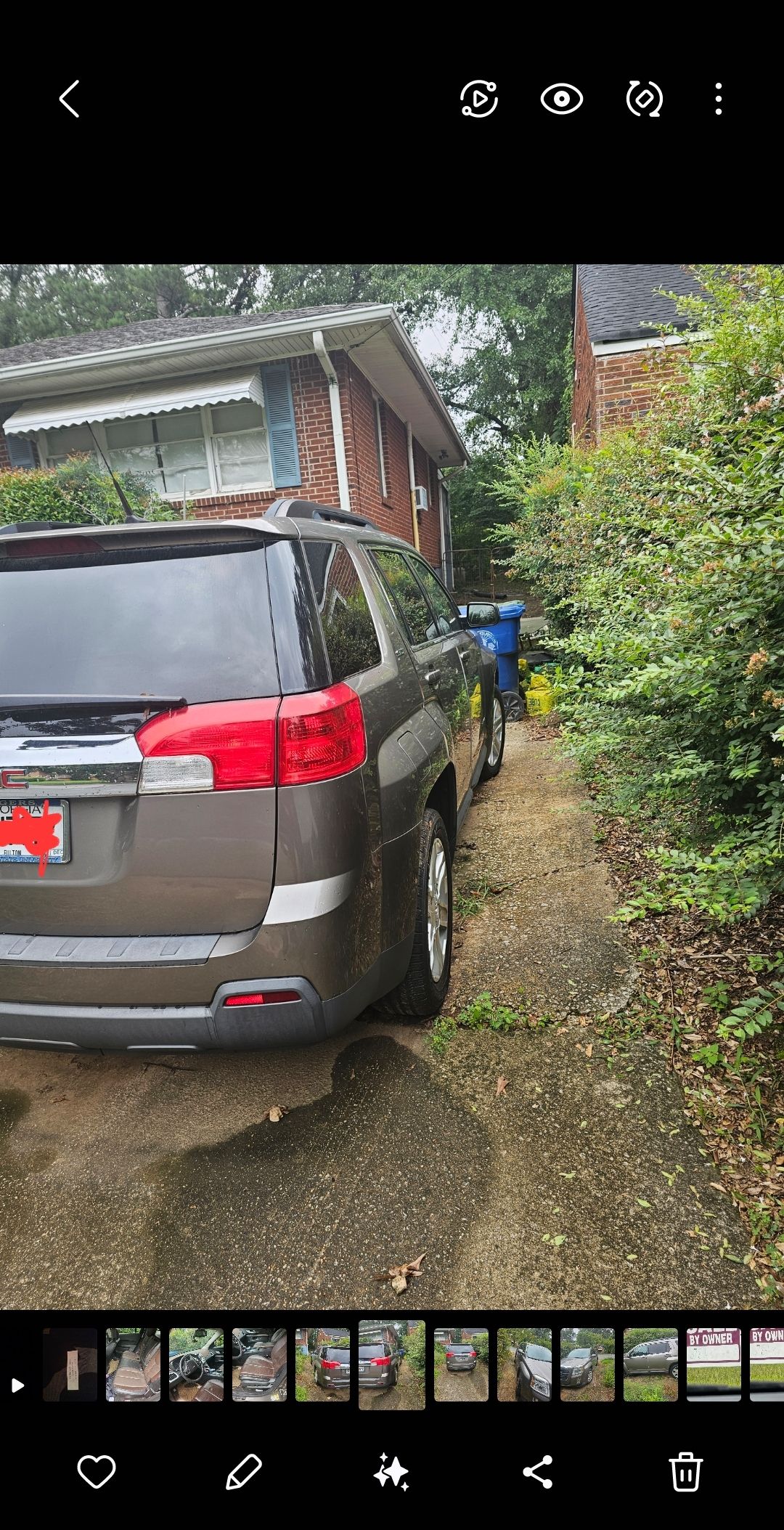 Used 2011 GMC Terrain SLT FWD image 4