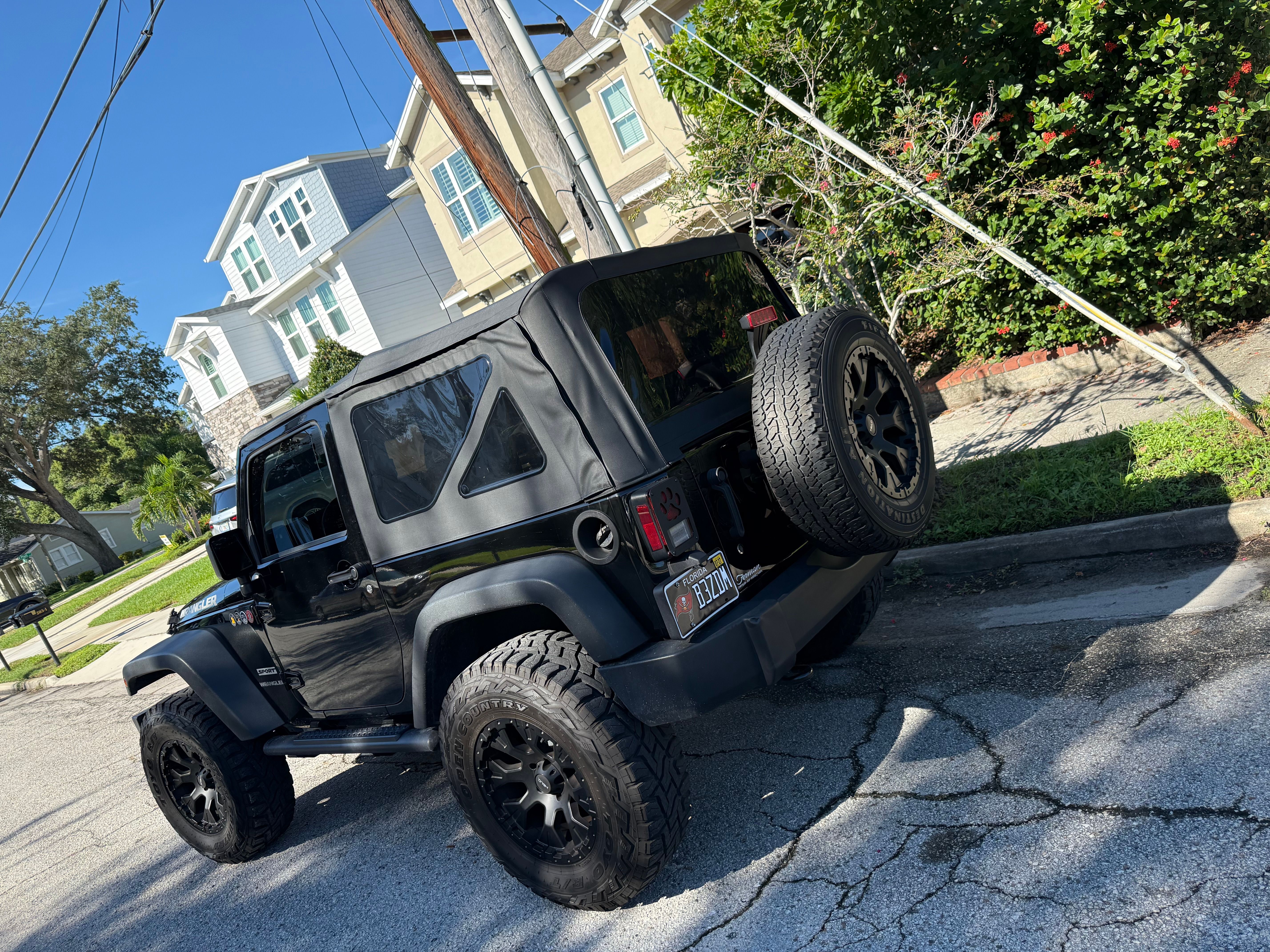 Used 2015 Jeep Wrangler Sport AWD/4WD image 6