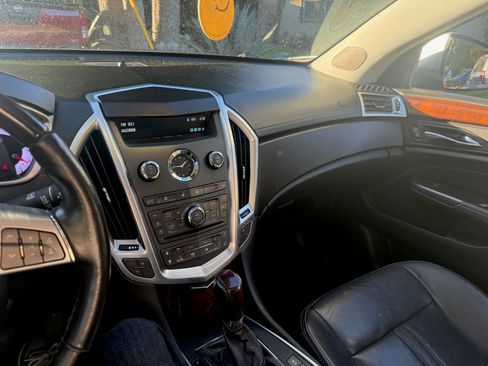 Used 2012 Cadillac SRX Luxury image 15