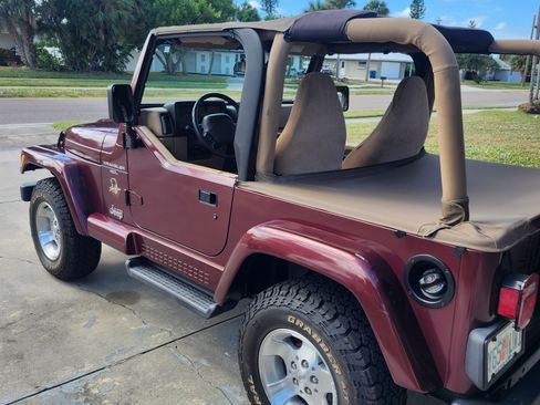 Used 2001 Jeep Wrangler Sahara image 5