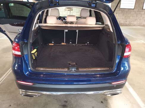 Used 2017 Mercedes-Benz GLC 300 300 Sport Utility 4D image 10